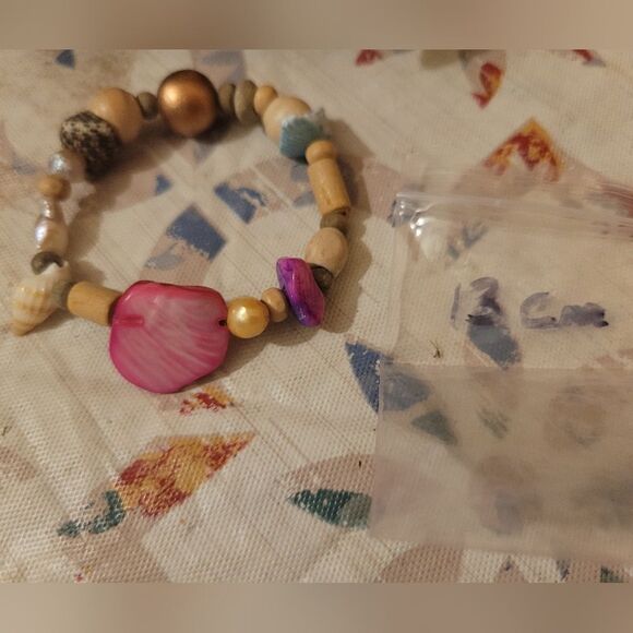 Handmade necklace  - Picture 5 of 16